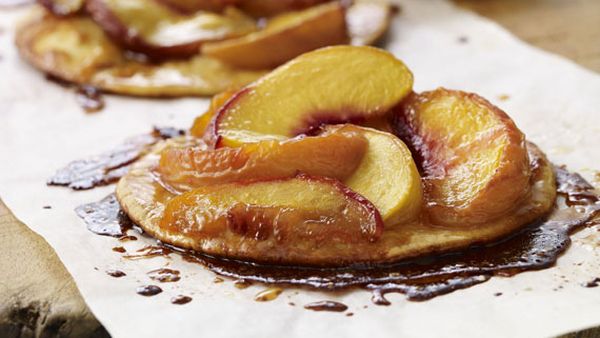 Sticky caramelised peach tart