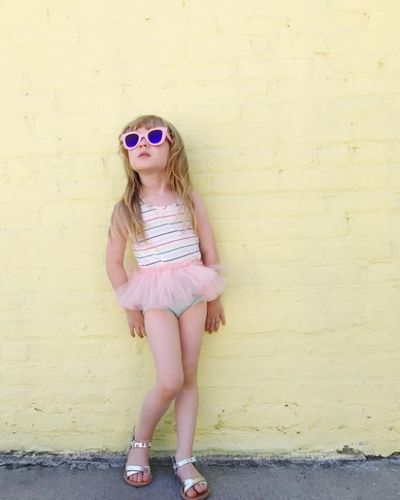 Californian girl four-year-old Goldie, has a sunny style curated by her equally stylish mum, Coury Combs, on  Insta account <a href="https://www.instagram.com/fancytreehouse/" target="_blank" draggable="false">@fancytreehouse</a>
