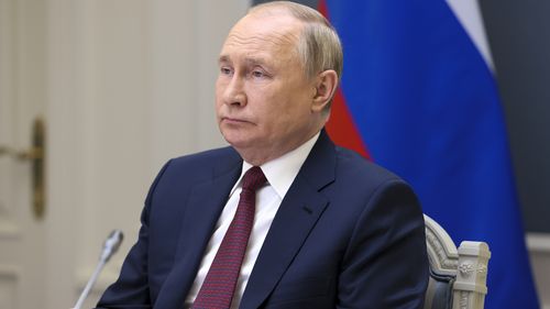 Senior emerging market strategist at Bluebay Asset Management, Timothy Ash, says the rate cut is part of Vladimir Putin's public relations campaign.