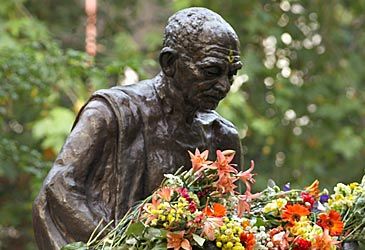 What did Mahatma Gandhi study at University College London?
