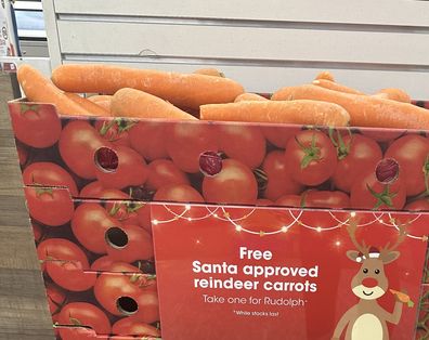 Free reindeer carrots at coles