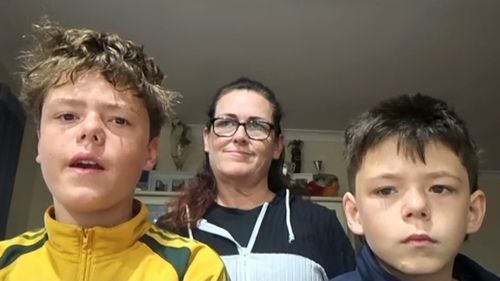 Joanne + Austin Appelbee - 13 anni elogiati per gli sforzi compiuti nuotando per 4 km al largo per salvare la sua famiglia Today Show 4 febbraio 2025