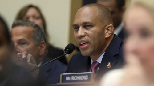 Democratic Congressman Hakeem Jeffries tried to goad Robert Mueller into accusing Donald Trump directly of obstruction of justice.