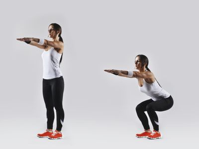 <strong>Squats (30 seconds)</strong>