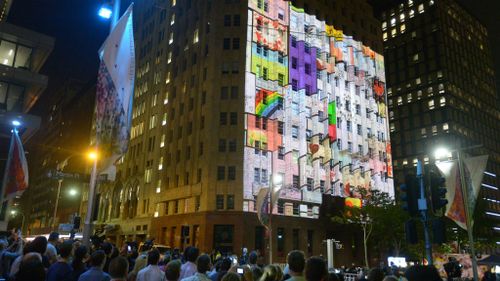 Hundreds gather for Sydney Lindt Cafe siege memorial 