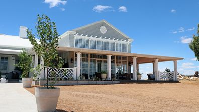 Rural Aussie farmhouse transformed into stunning Hamptons home