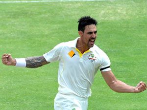 Johnson puts Aussies in box seat for victory