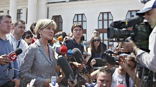 Foreign Affairs Julie Bishop answers questions from journalists at the airport in Kharkiv, Ukraine. (AAP)