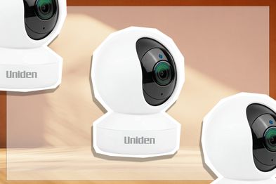 9PR: Uniden Indoor Security Camera.
