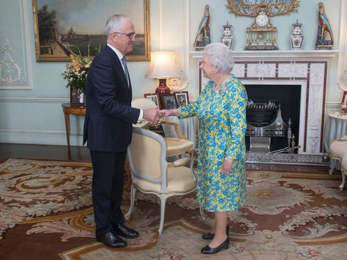 'Elizbethan' and Republican prime minister Malcolm Turnbull meet the Queen earlier this week (AAP). 