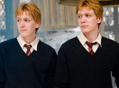 Fred Weasley, George Weasley, Harry Potter, James Phelps, Oliver Phelps