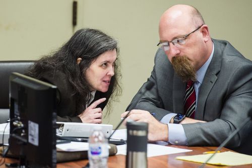 Louise Turpin talking about the case with her lawyer. Picture: AAP