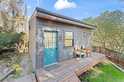 Tyler Henry buys Secluded Topanga Retreat for $US 2.1 million