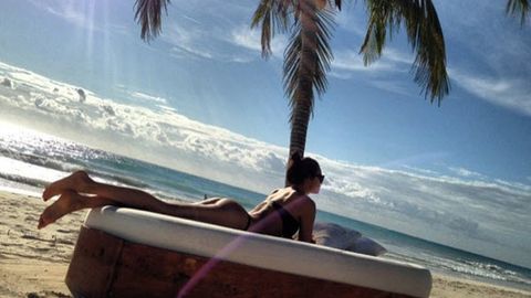 Cristiano Ronaldo's model girlfriend Irina Shayk flashes bikini booty on the beach