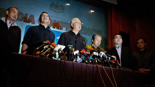 Malaysian Prime Minister Najib Razak confirmed the MH17 black boxes would be handed over to Malaysian authorities.