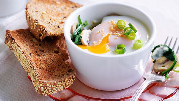 Sesame and shallot egg pots