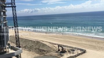 “The engine decided to go on holidays, so (I decided to) just forward the stick a bit like a normal landing, like anywhere, and just land on the beach.” (9NEWS)