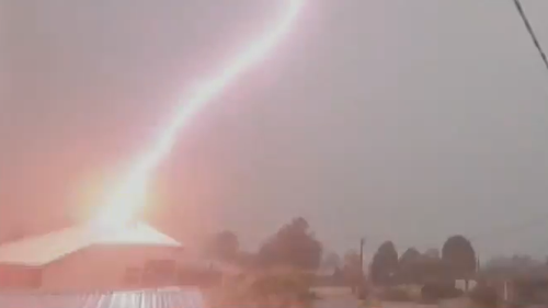 Queensland thunderstorms, weather