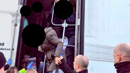 Police rescue 11 immigrants hiding in the back of a truck