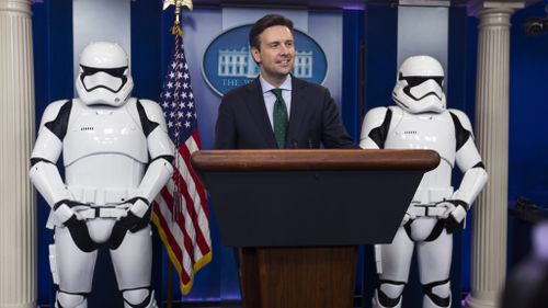 Star Wars characters storm White House press conference