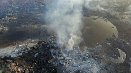 Hundreds of tonnes of cyanide confirmed at Tianjin blast site