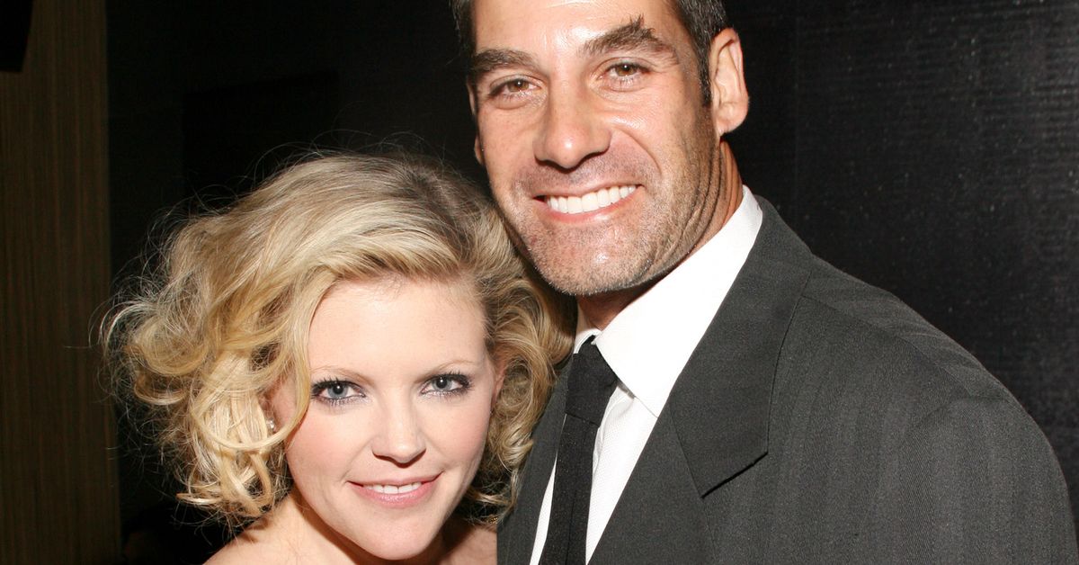 Why did Natalie Maines from The Chicks and actor Adrian Pasdar ...