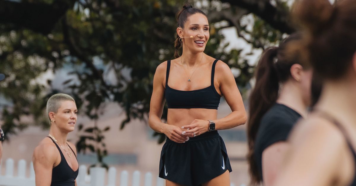 Feeling overwhelmed at the gym? Kayla Itsines says these seven things can help