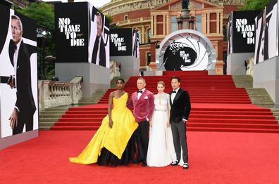 Lashana Lynch, Daniel Craig,  Léa Seydoux and Cary Joji Fukunaga