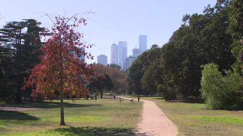Mï»¿elbourne is experiencing an unusually warm spell this month, but it could all be over sooner rather than later.