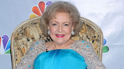 Man fundraising to protect Betty White for the rest of 2016