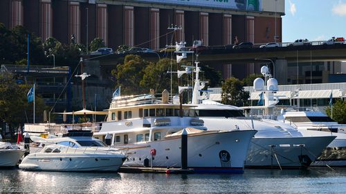 Istros superyacht ของ Lachlan Murdoch ที่ Sydney Superyacht Marina