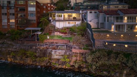 Domain Sydney house sale auction seal waterfront