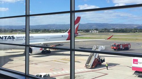 Qantas plane makes emergency landing