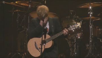 Ed Sheeran performs Visiting Hours at Michael Gudinski state memorial