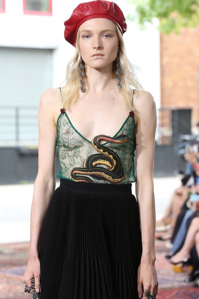 Snakes, lions, birds, insects... Gucci Cruise 2016 was a party to which almost every species was invited.