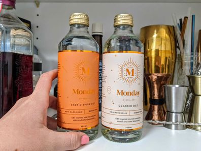 Alcohol-free gin