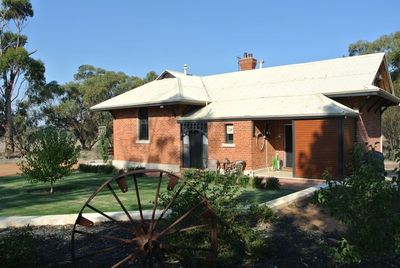 Quellington School House Farmstay, York, West Australia