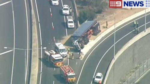 All outbound lanes on Melbourne's Bolte Bridge closed after truck rollover