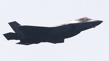A Lockheed Martin F-35 Lightning II performs a demonstration flight at the Paris Air Show in 2017.
