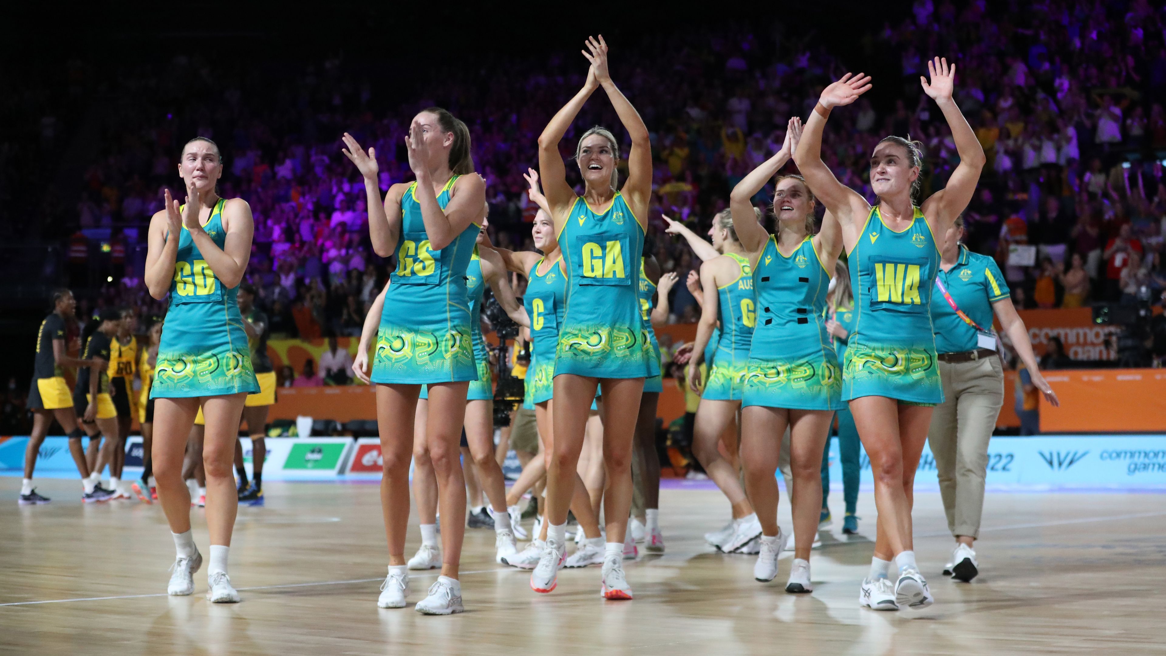 Australia celebrate winning the Final match between Jamaica and Australia on day ten of the Birmingham 2022 Commonwealth Games at NEC Arena on August 07, 2022 on the Birmingham, England. (Photo by Morgan Harlow/Getty Images)