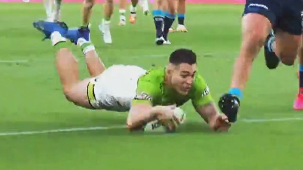 The Mole: Canberra Raiders bolster hooker stocks with Stanley Iongi signing