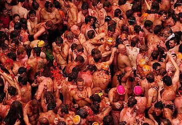 La Tomatina is held in which region of Spain in August each year?