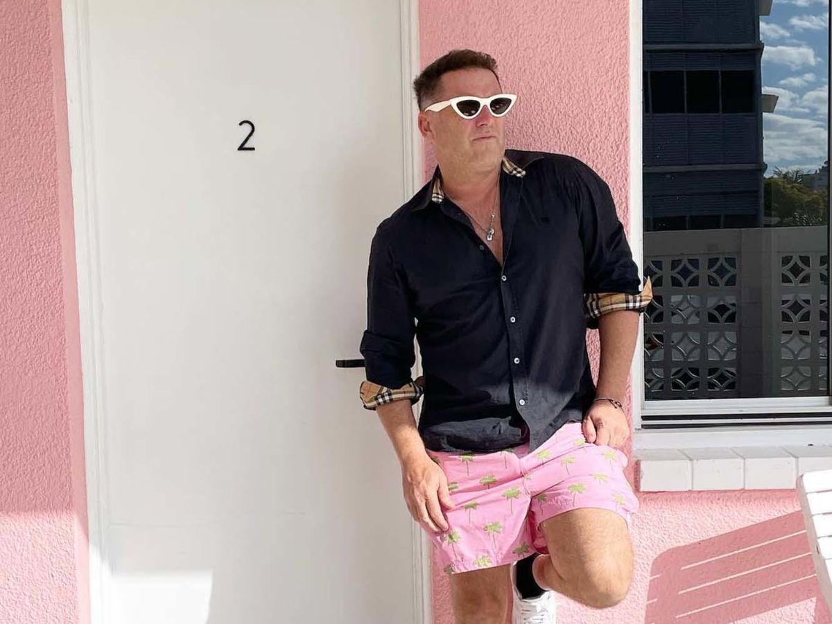 Karl Stefanovic leaves his fly open as he steps out with Today