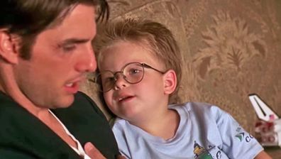 tom cruise next to kid from jerry maguire