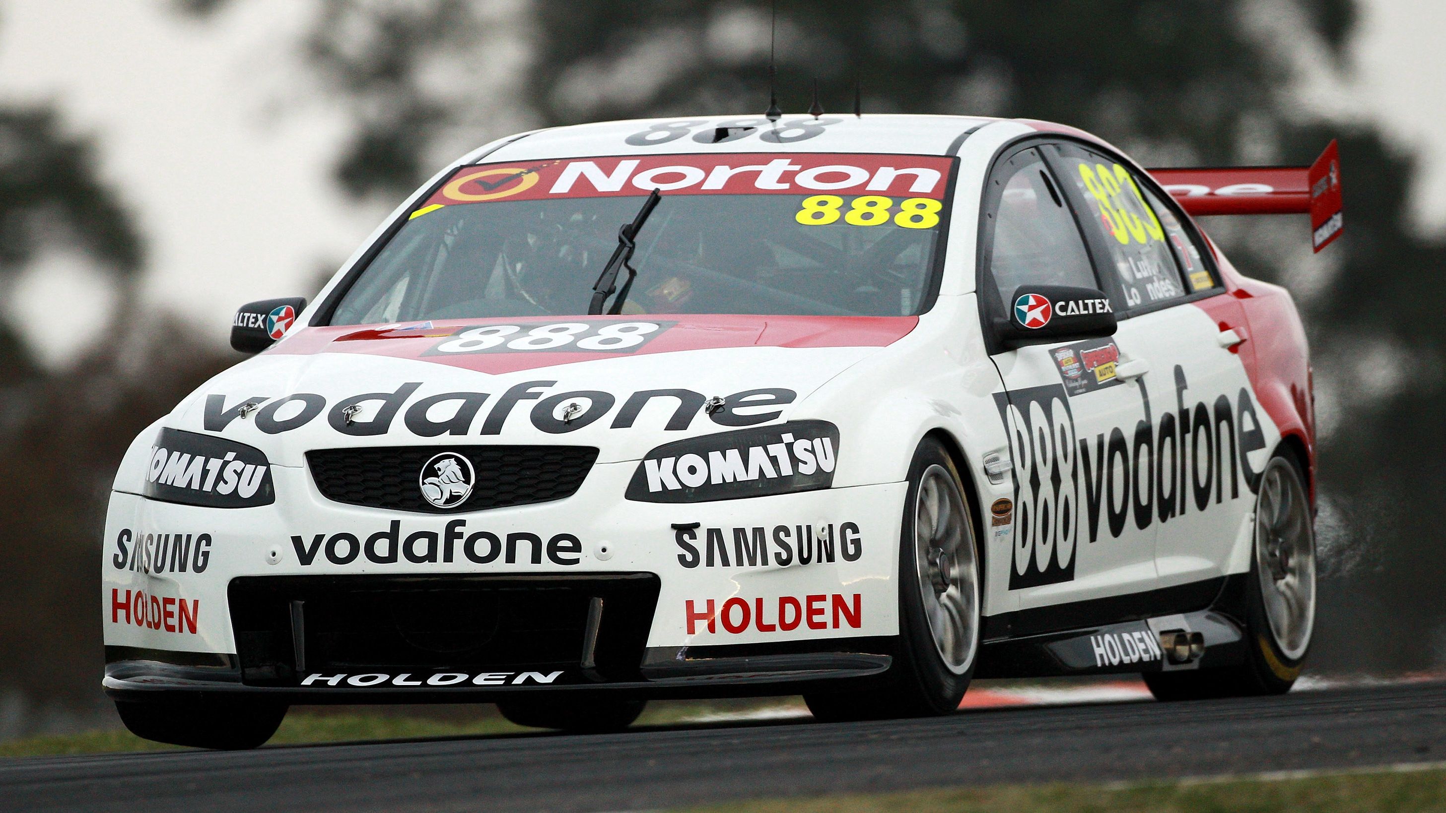 Craig Lowndes and Warren Luff carried a retro livery paying tribute to Peter Brock in the 2012 Bathurst 1000.