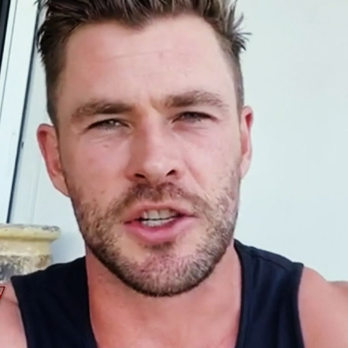 Centr Chris Hemsworth S Fitness App Bombarded With Complaints After Subscription Debacle