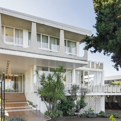Perfectly preserved retro home fetches $4.6 million at auction