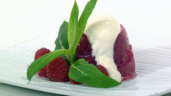 Lychee, lime and raspberry jellies