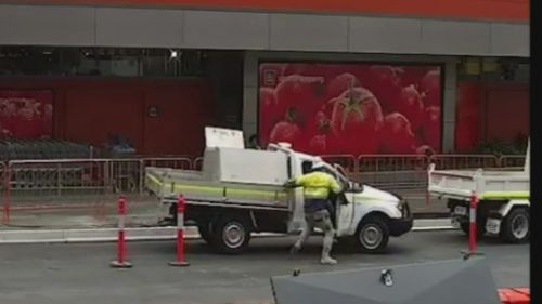 A quick-thinking tradie has dragged a 30-year-old man from the drivers seat of his ute after he attempted to drive off.