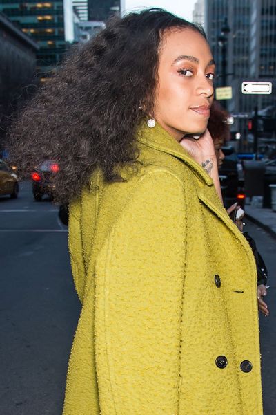 Singer Solange has become a poster girl for voluminous curly hair. &nbsp;